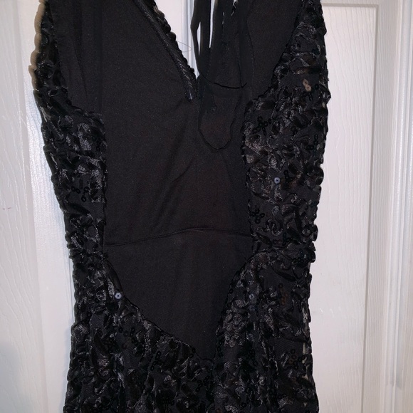 Black backless sequins dress🖤 - Picture 6 of 7